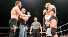 Dean Ambrose e Sami Zayn vs. Keivn Owens e Triple H