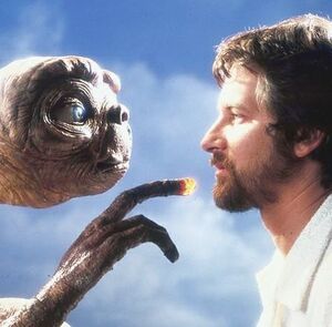 Steven spielberg et go home