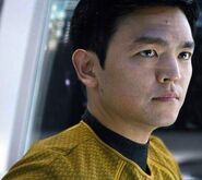 Sulu interpretado por John Cho (Star Trek XI).