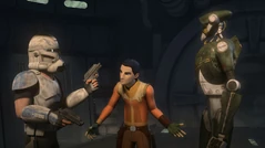 Ezra raciocinando com Rex e Kalani.