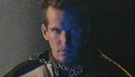 Um possível Revan sem máscara de um comercial de TV de Knights of the Old Republic