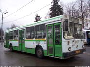 ЛиАЗ-5256.25 2002 г.в. со светоотражающими полосами