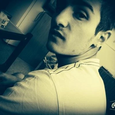 Mikel Iglesias | Pulseras rojas | Fandom