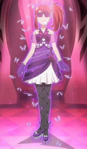Aira dark dress intro