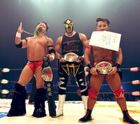 Takashi Yoshida, H.Y.O and Diamante as Open The Triangle Gate Champions