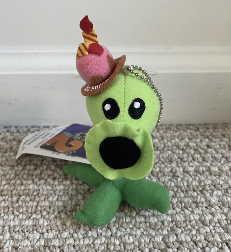 Birthdayz Peashooter Keychain | Plants vs. Zombies Plush