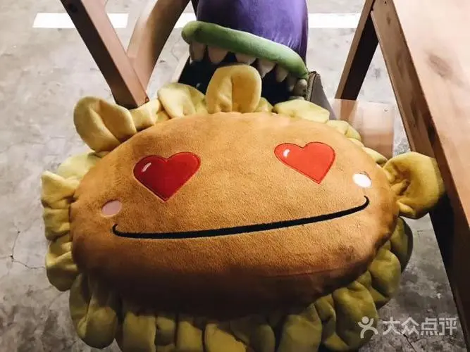 Sunflower (Heleworld), Plants vs. Zombies Plush Wiki