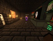 SOFIA & Cellbit.png (734 KB) Cellbit, der ein Bild von Quackity zeigt.