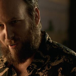 Queen Of The South Season 2 Episode 13 Review La Ultima Hora Mata Tv Fanatic