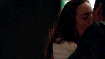 J&T NYC 1 kiss.gif
