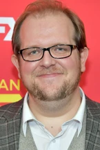 DominicBurgess-2018.jpg (356 KB) Ivan