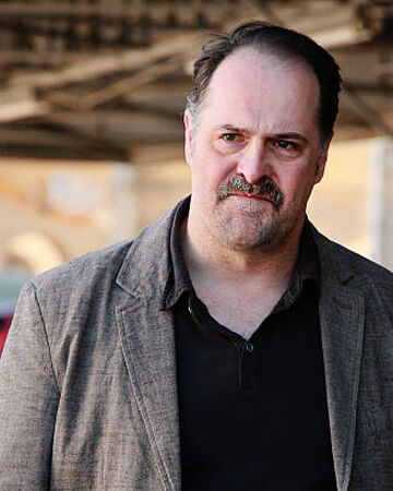 Leon Terris Queen Of The South Wiki Fandom