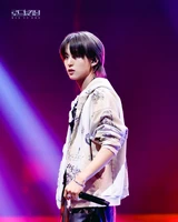 Hwi (THE NEW SIX)