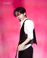 Hwanwoong (ONEUS)