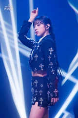 QP Yeoreum 230821-2.jpg (1.49 MB) Yeoreum