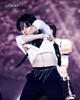 Hwanwoong (ONEUS)