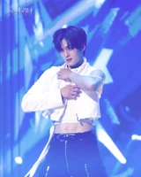 Taeyoung (CRAVITY)