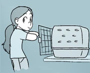 A young Liz without mechanical arms.