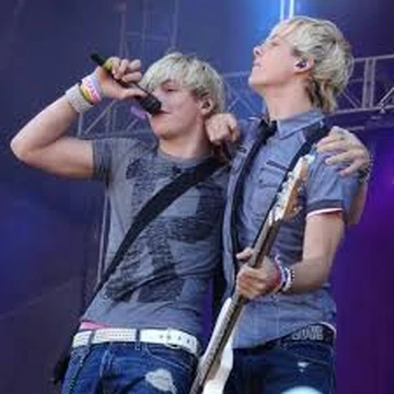 Ross Lynch/Pairings | R5 Wiki | Fandom