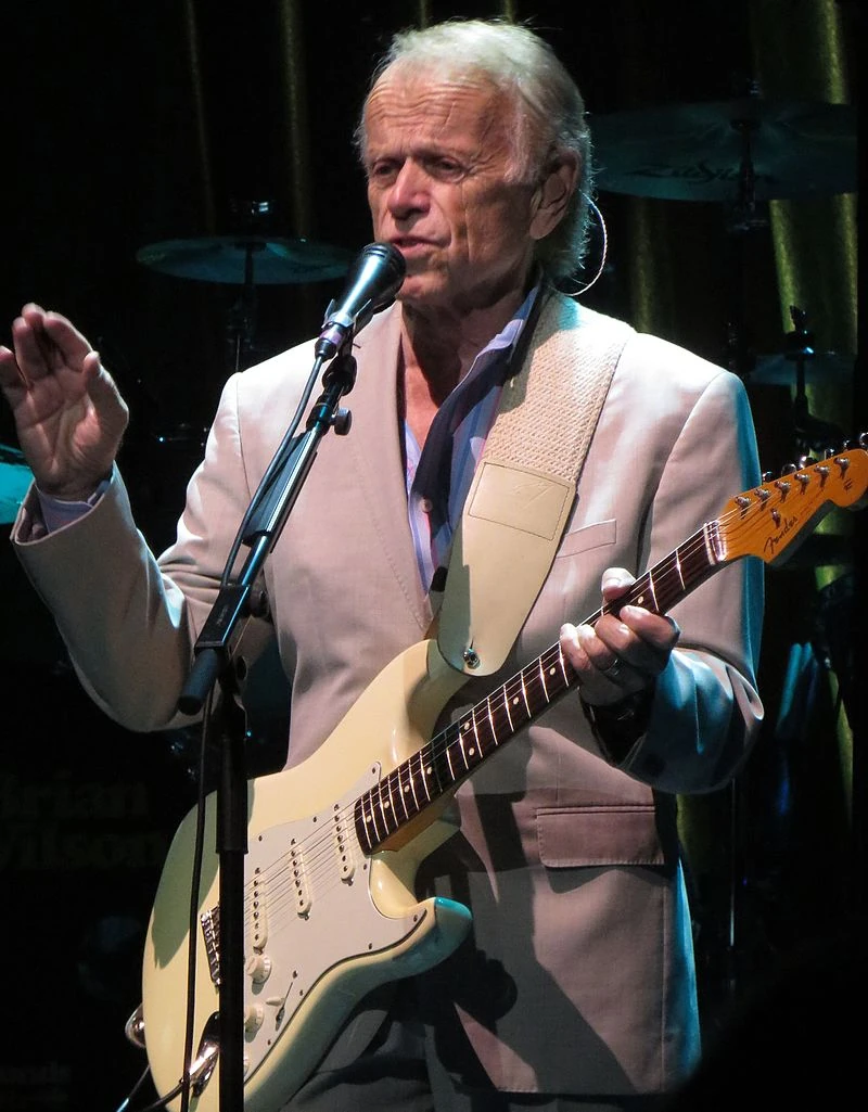 Al Jardine | Raamaturott Viki | Fandom