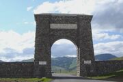 Yellowstone Gate-750px