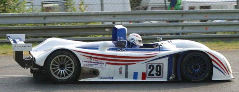 File:Reynard 2KQ - 2003 24 Hours of Le Mans - Ford Chicane.jpg - Wikimedia