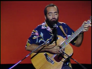 Raffi humming