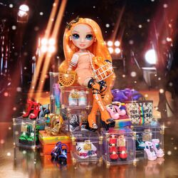 Best Buy: Rainbow High Rainbow HighFashion Doll- Poppy Rowan 569640