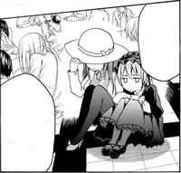 Stella and Shizuku hiding