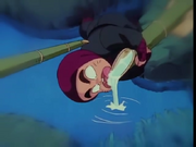 Sasuke Bebiendo Agua
