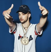 Zasko con la medalla de campeón nacional de España 2019. (1)