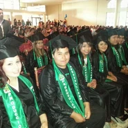 Jony Beltrán graduándose.