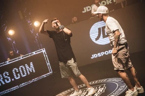  vs  I Considerándose una de las mejores batallas de esta jornada.