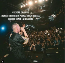 Kodigo en su primer concierto en el extranjero.