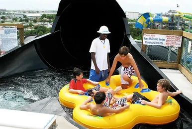Rapids Water Park Pirates Plunge