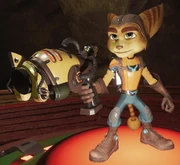 Ratchet briefly using a theme park Combuster.