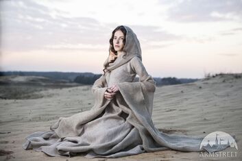 Fantasy-dress-wanderer-linen-robe.jpg