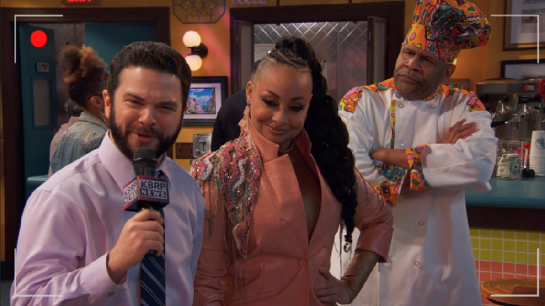 Raven-Symoné and Issac Ryan Brown are “Mad About Yuletide” in a