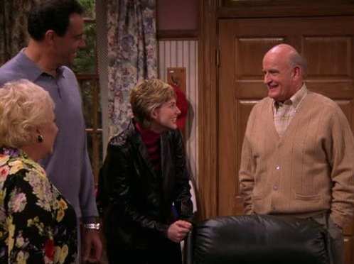 Watch Everybody Loves Raymond Season 5, Episode 13: Super Bowl