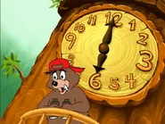 Spike,shifting to the pose below