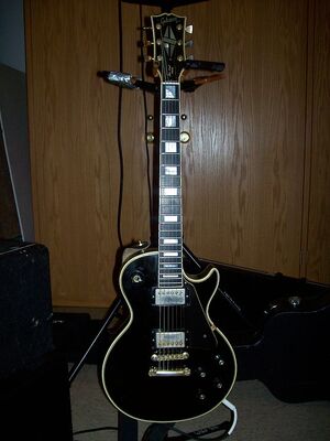 640px-1974 Gibson Les Paul Custom