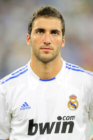 Higuain RM