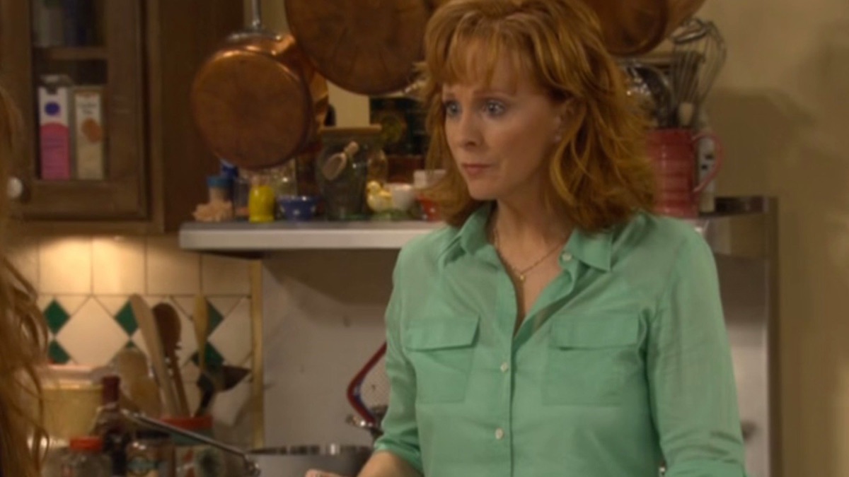 Issues | Reba Wiki | Fandom