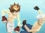 Tsuna golpea a Ryohei