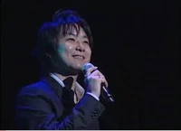 Kondo singing Hitoribocchi no Sadame.