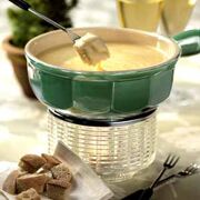 Chunky Cheddar Fondue