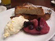 French+Toast+with+Ricotta+Cheese+and+Poached+Fruits+-+Squisito-8857
