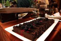 800px-Chocolate cheesecake