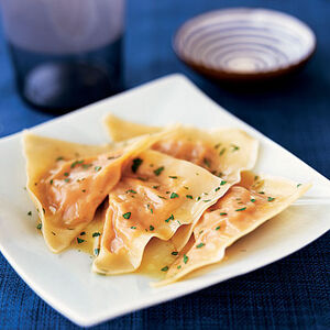 Pumpkin-ravioli-hl-1046792-x