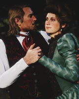 Mary-Beth Arthur.jpg (344 KB) Mary-Beth, Arthur ile dans ederken.